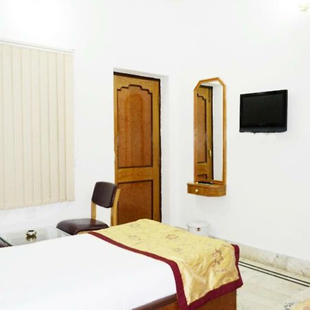 Hotel Tokyo Vihar Бодх Гая Екстериор снимка
