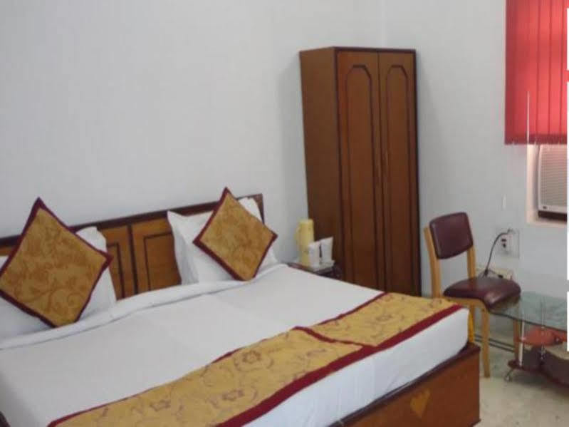 Hotel Tokyo Vihar Бодх Гая Екстериор снимка