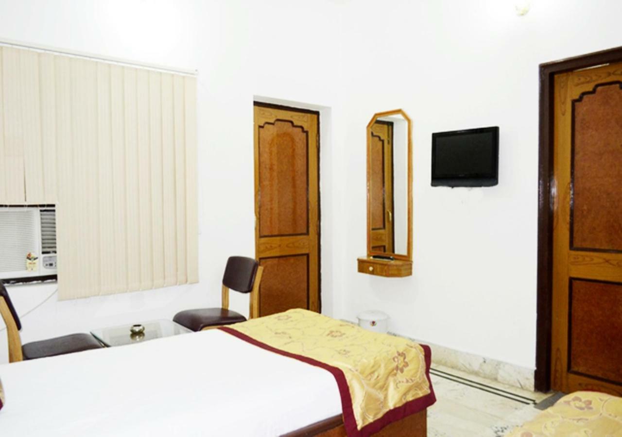 Hotel Tokyo Vihar Бодх Гая Екстериор снимка