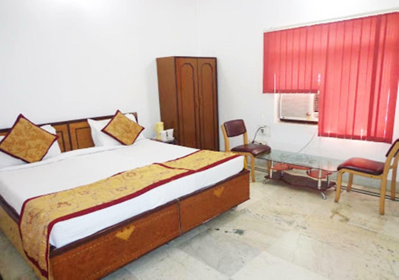 Hotel Tokyo Vihar Бодх Гая Екстериор снимка